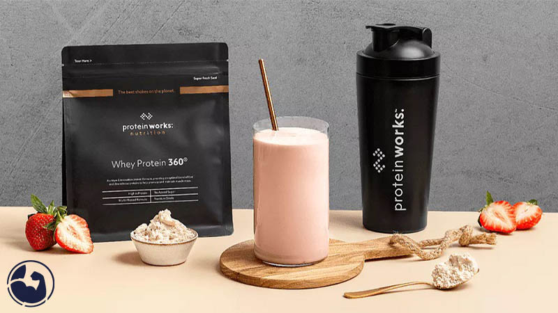 بهترین زمان مصرف پروتئین وی برای حجم